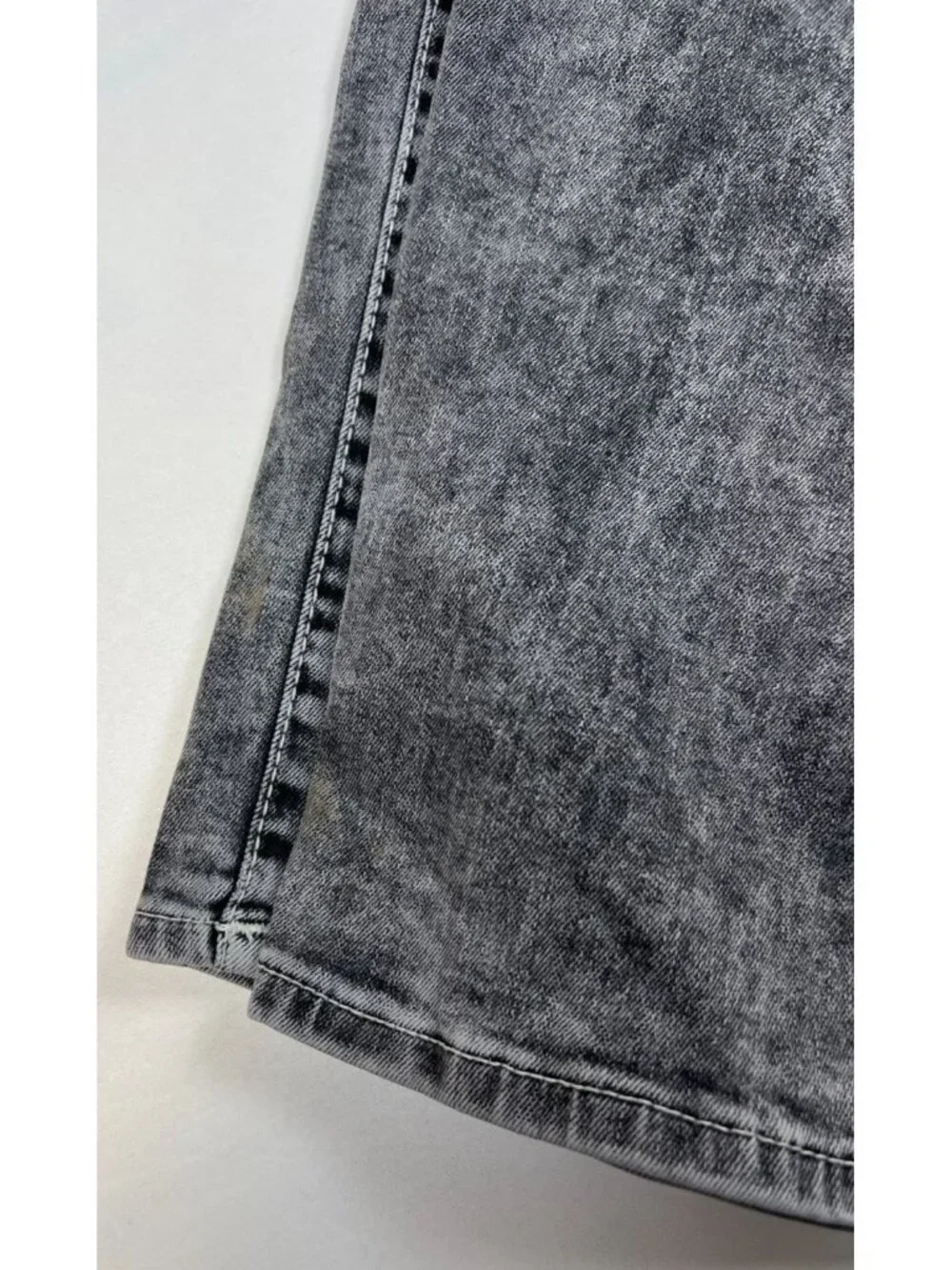 True Religion Womens Billie Mid Rise Straight Leg Acid Wash Grey Jeans Size 30 - Picture 7 of 12